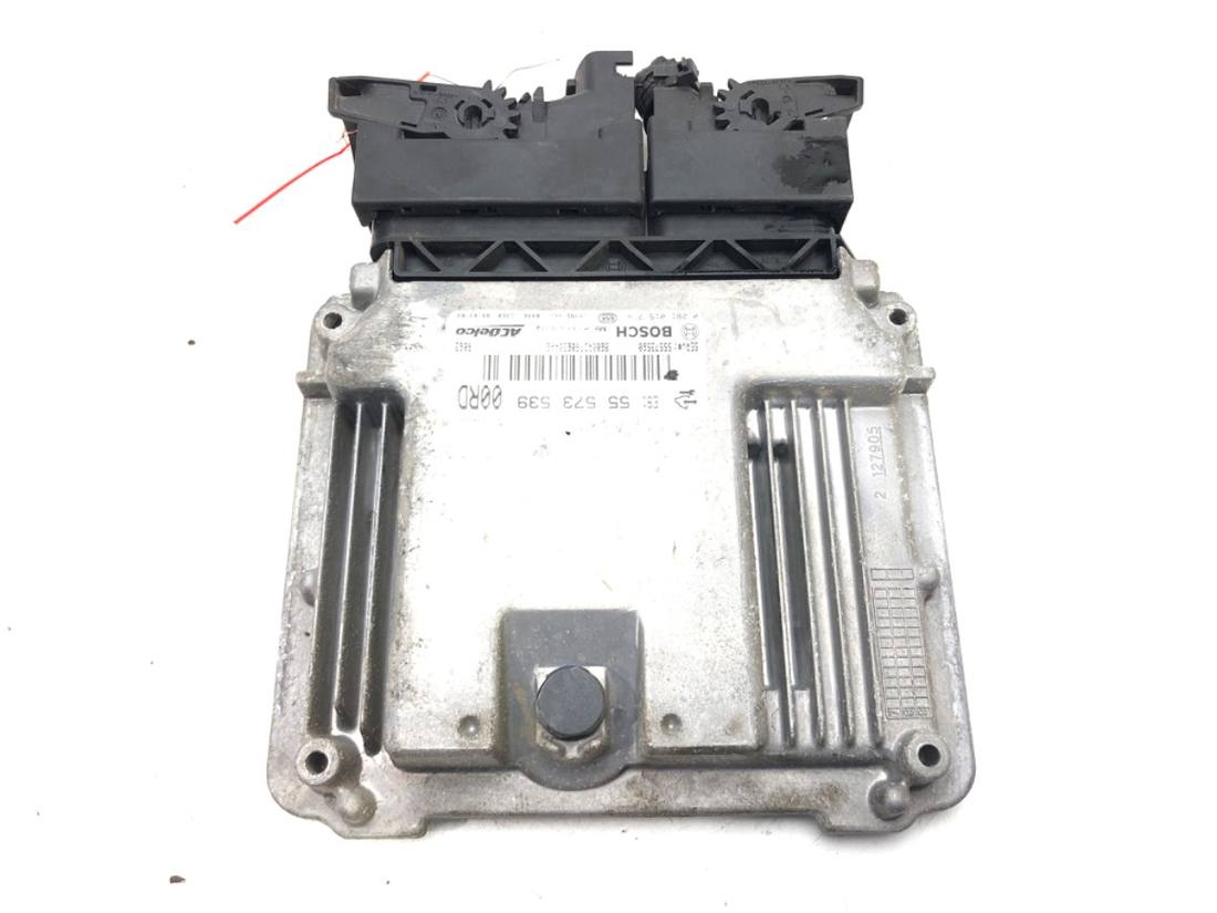 ЕБУ блок управління двигуна Opel Insignia 55573539