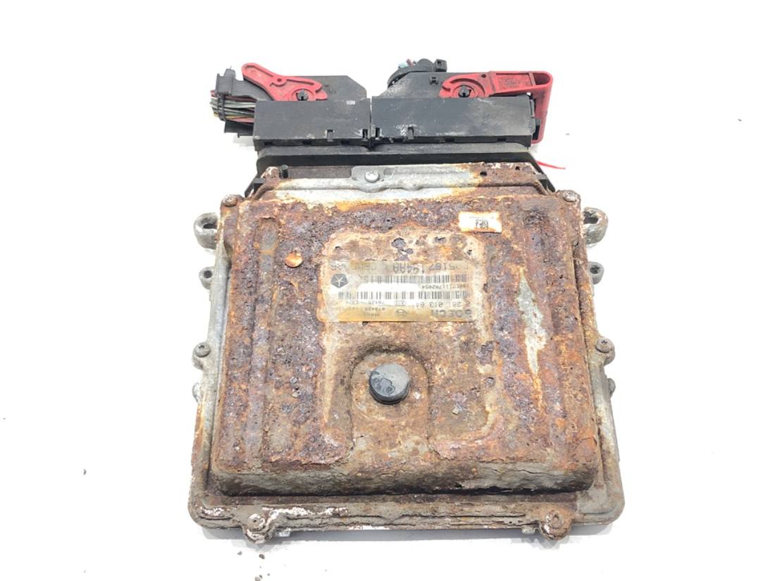 ЕБУ блок управління двигуна Jeep Grand Cherokee P05187194AA 0281013641
