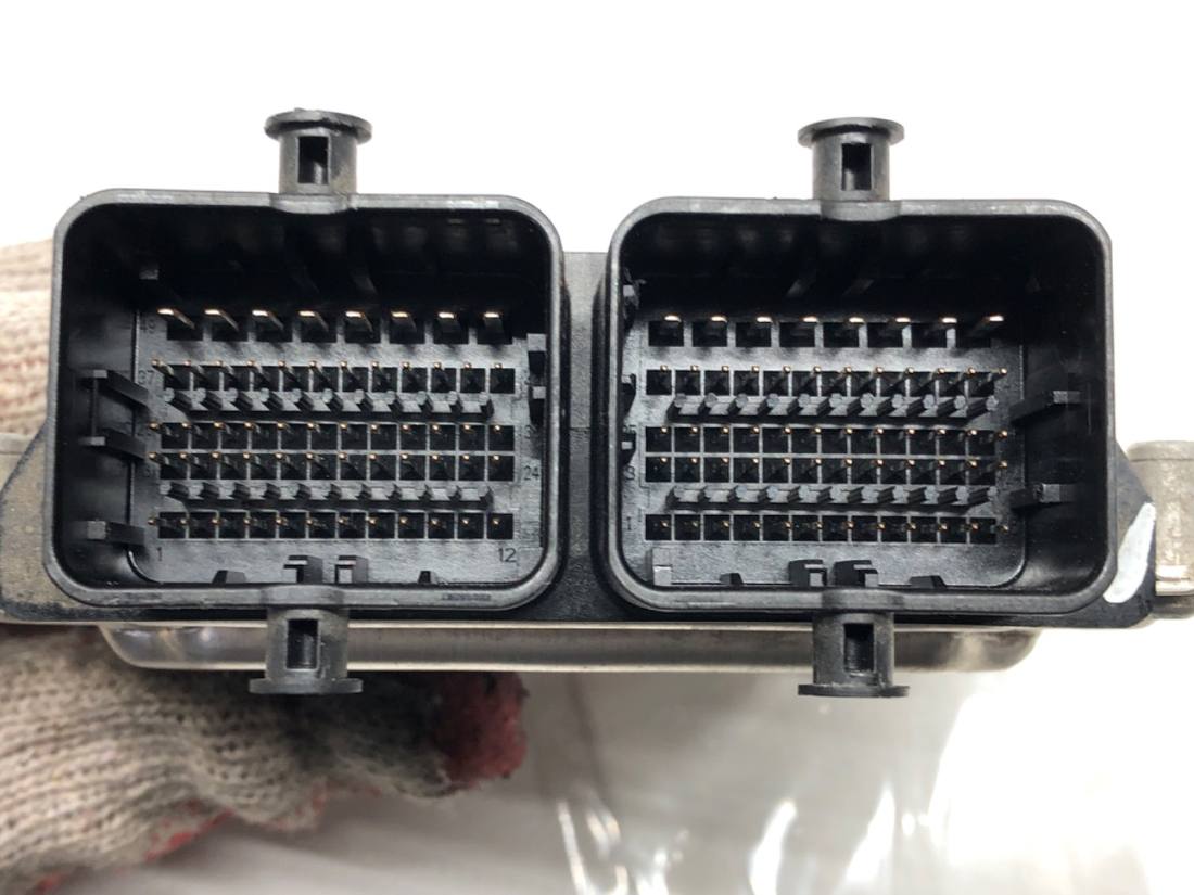 ЕБУ блок управління двигуна Hyundai I20 39128-03010 1038408869 — фото деталі 3