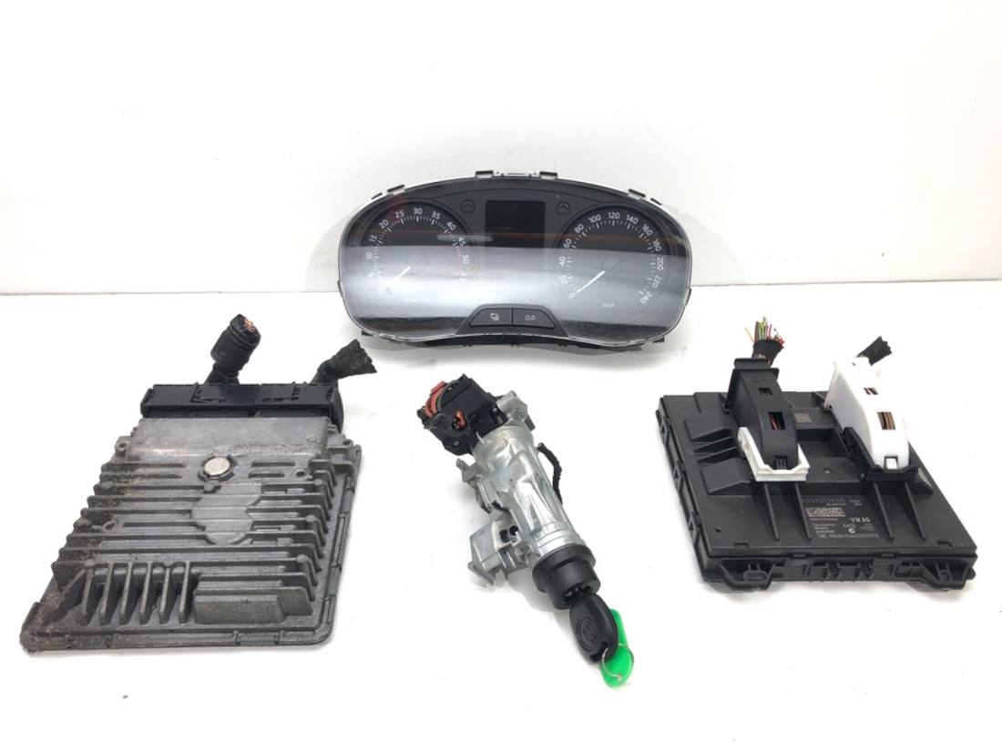 ЕБУ блок управління двигуна Skoda Rapid 5JA920800C 03L906023LK