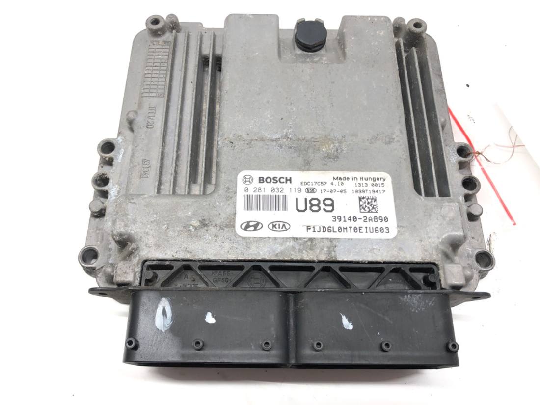 ЕБУ блок управління двигуна Kia Ceed 39140-2A890 0281032119