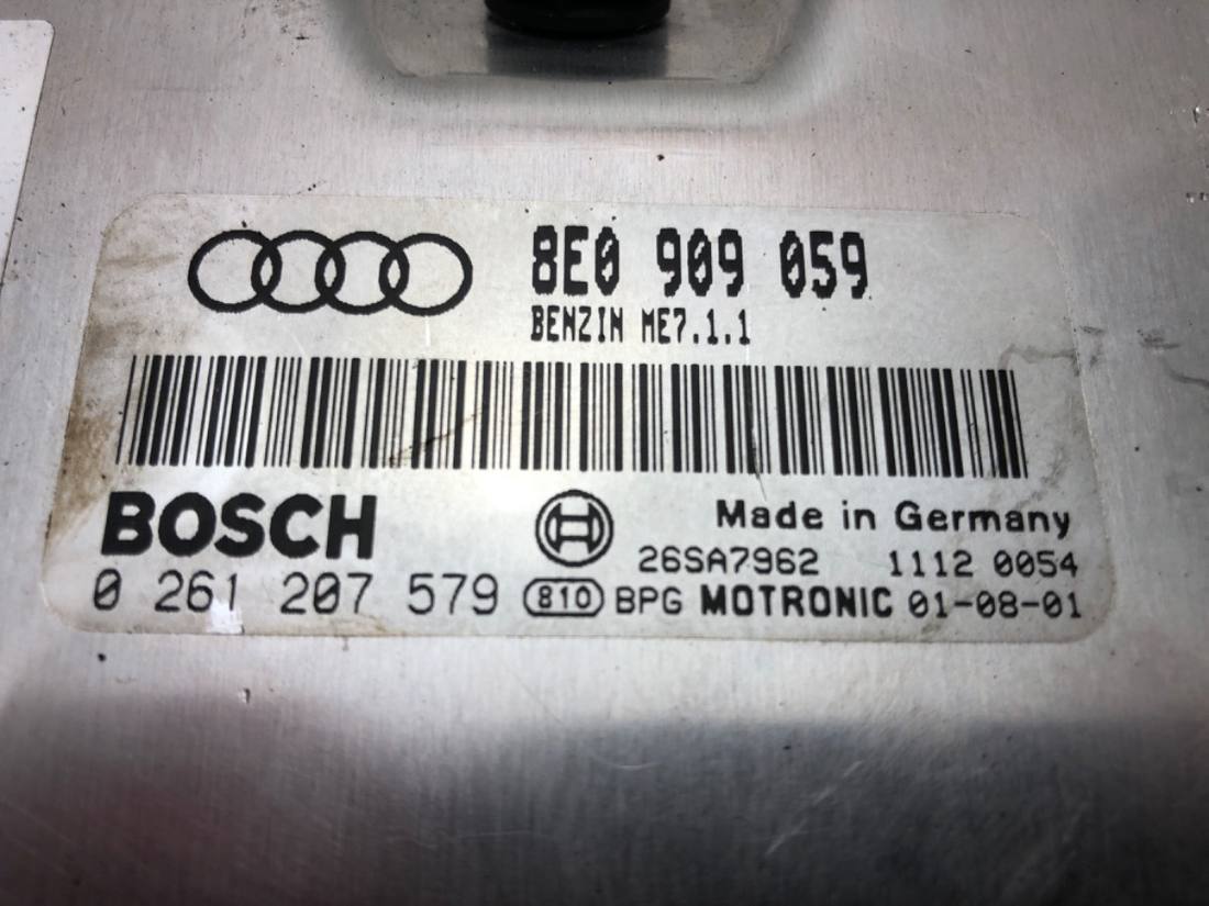 ЕБУ блок управління двигуна Audi A4 B6 0261207579 — фото деталі 4