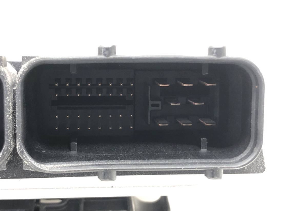 ЕБУ блок управління двигуна Volkswagen New Beetle 06A906032EB 0261207082 — фото деталі 6