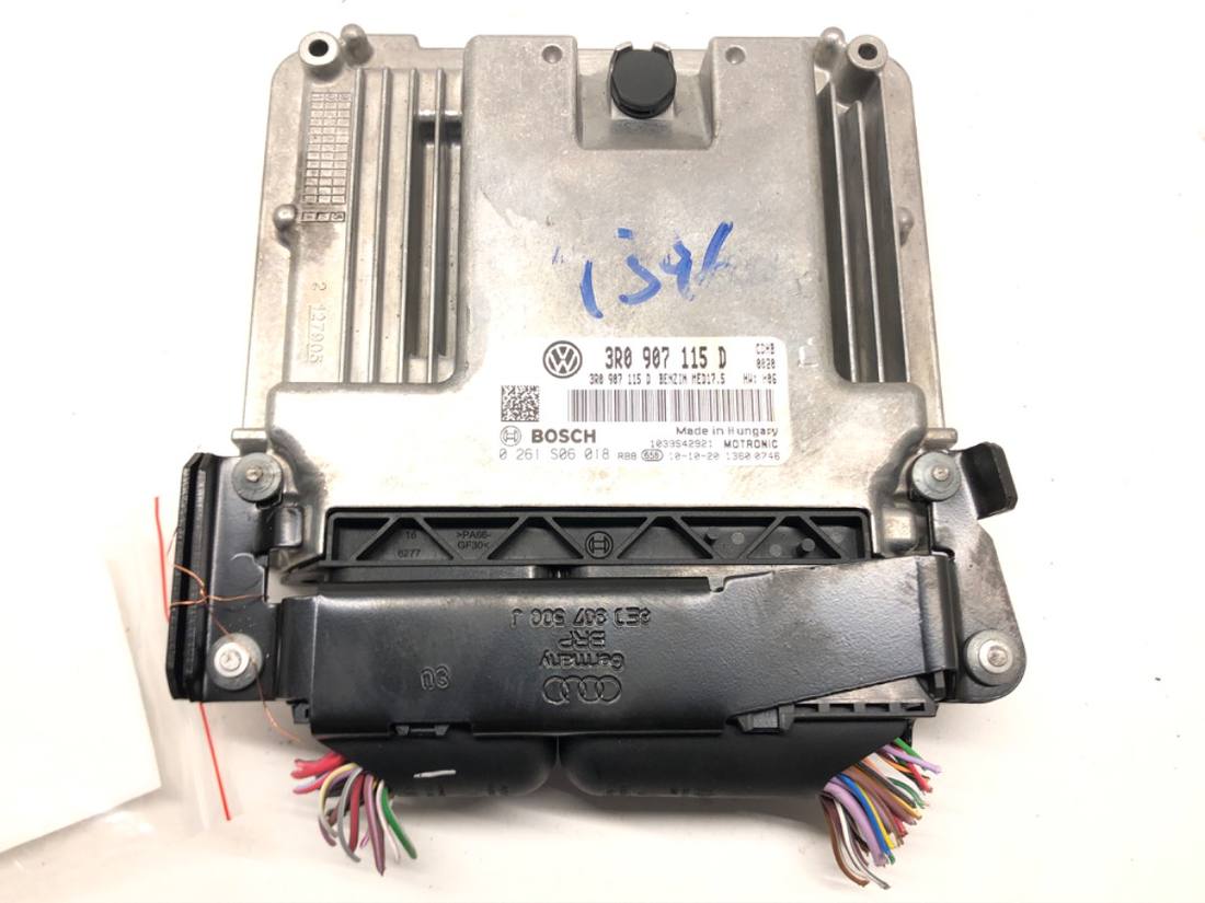 ЕБУ блок управління двигуна Seat Exeo 3R0907115D