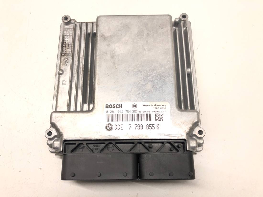 ЭБУ блок управления двигателем BMW 5 E60 0281012754 7799855