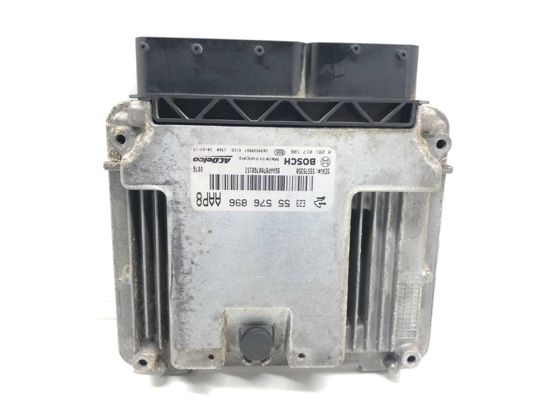 ЕБУ блок управління двигуна Opel Astra J 55576896