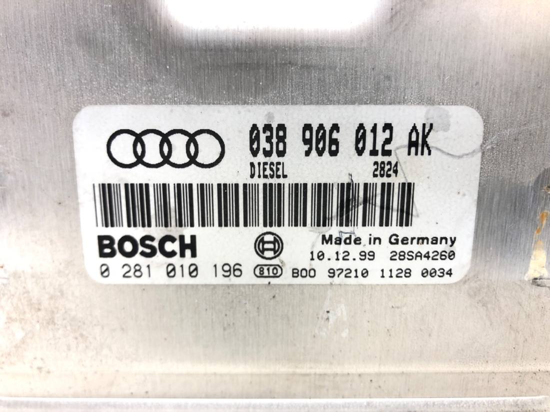 ЕБУ блок управління двигуна Audi A4 B5 038906012AK — фото деталі 2