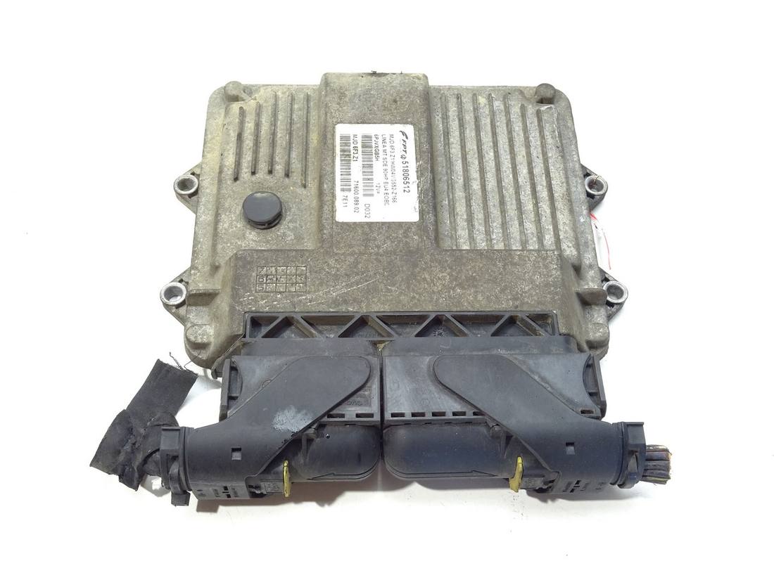 ЕБУ блок управління двигуна Fiat Linea 51806512