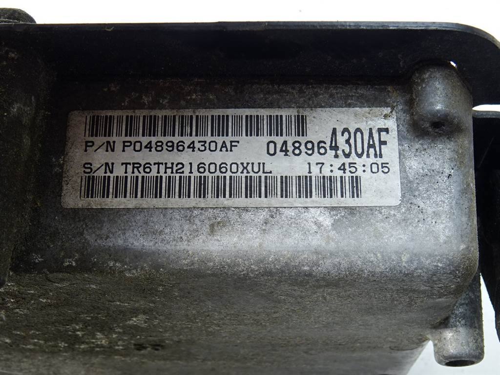 ЕБУ блок управління двигуна Chrysler 300M P04896430AF — фото деталі 4