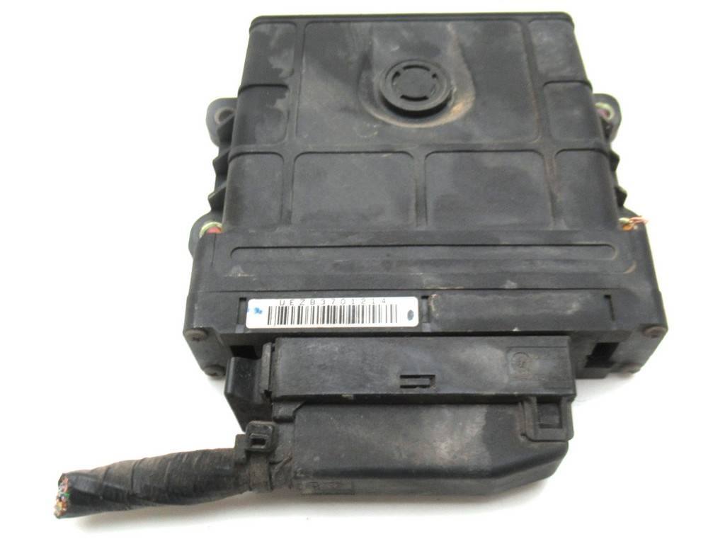 ЕБУ блок управління двигуна Volkswagen Passat B5 09G927750A