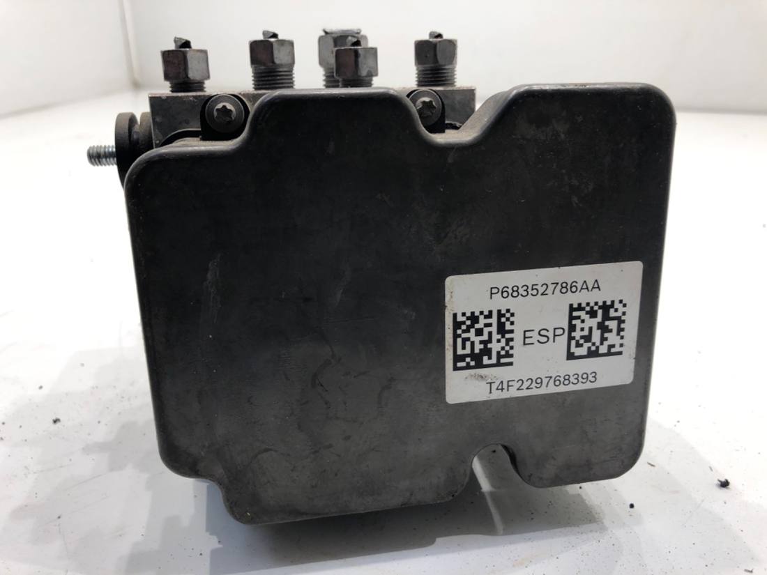 Блок керування ABS АБС Chrysler Pacifica 68352786AA — фото деталі 4