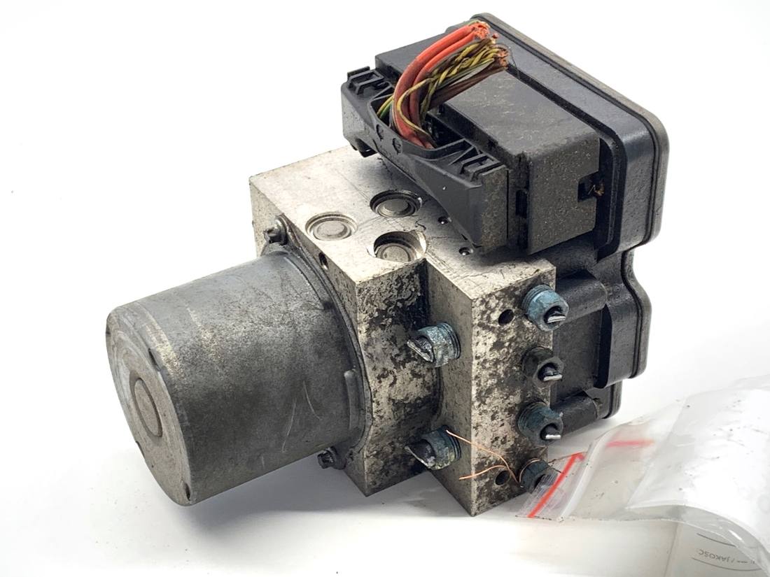 Блок керування ABS АБС BMW X5 F15 6864790