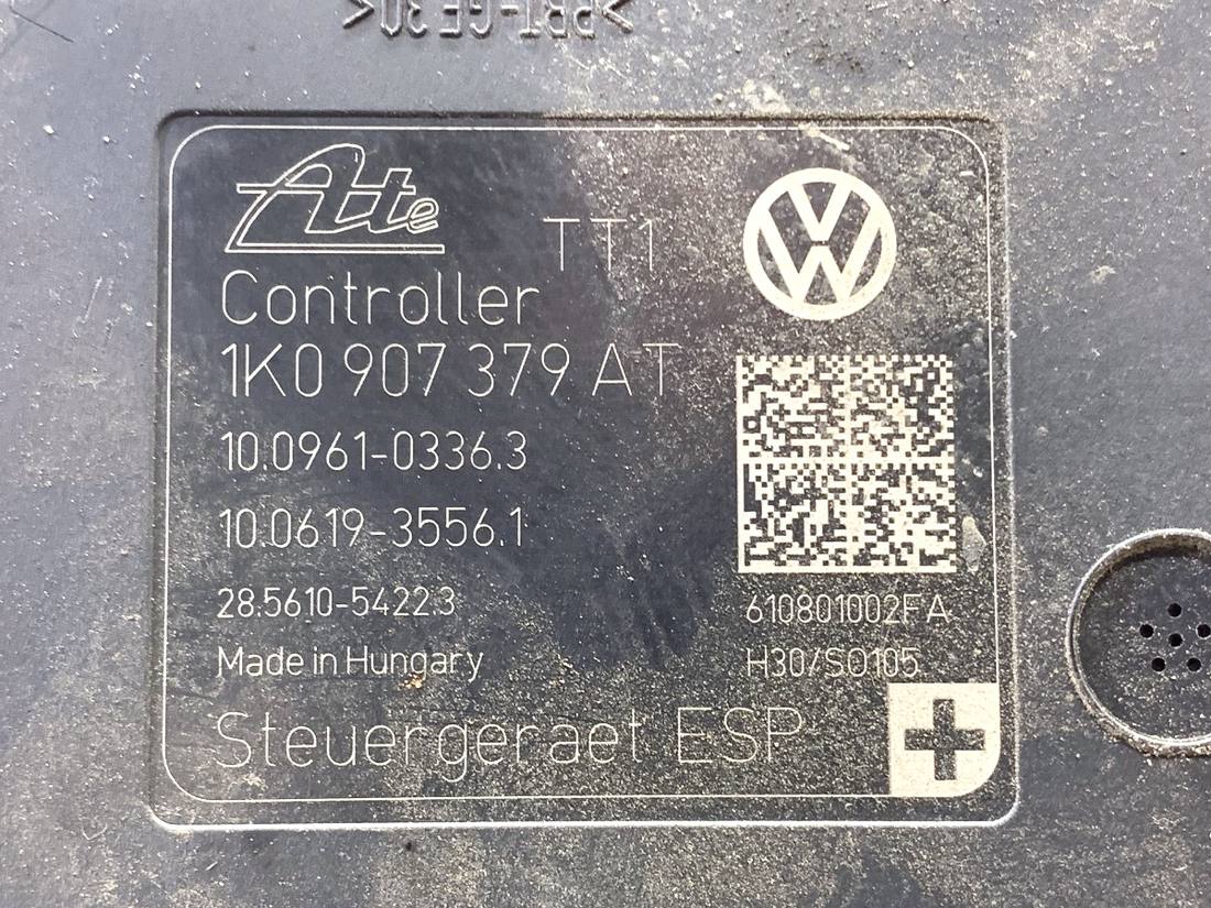 Блок керування ABS АБС Volkswagen Golf 6 1K0614517CE — фото деталі 8
