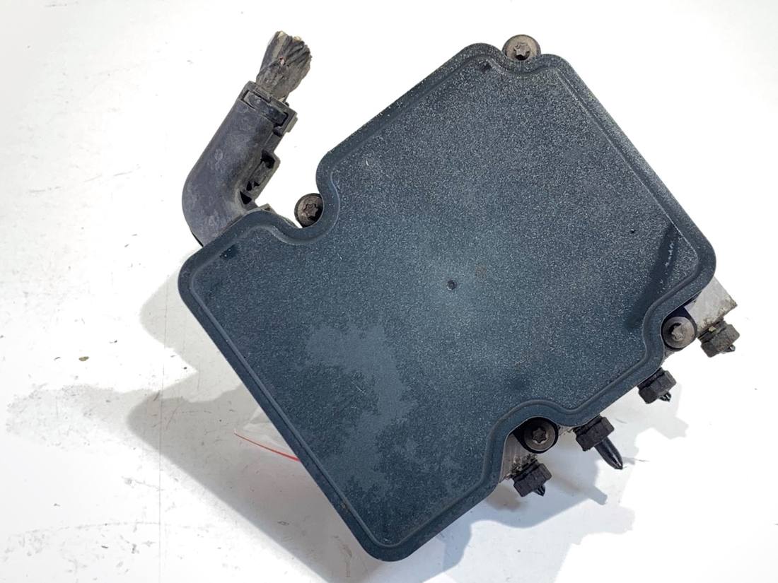 Блок керування ABS АБС Toyota Auris 44540-02520 — фото деталі 3