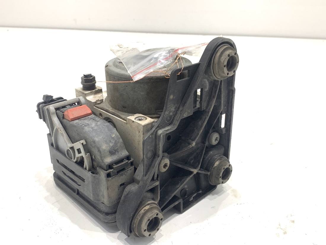 Блок керування ABS АБС Volkswagen Passat B8 3Q0614517N