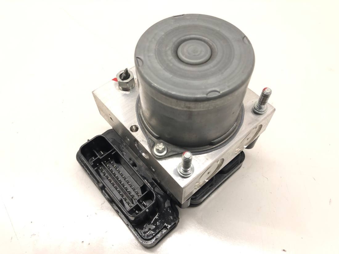 Блок керування ABS АБС Suzuki Sx4 56110-63TA0 0265957126