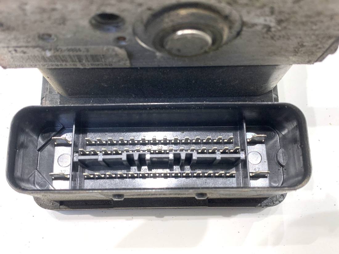 Блок керування ABS АБС Mitsubishi Grandis 4670A078 — фото деталі 4