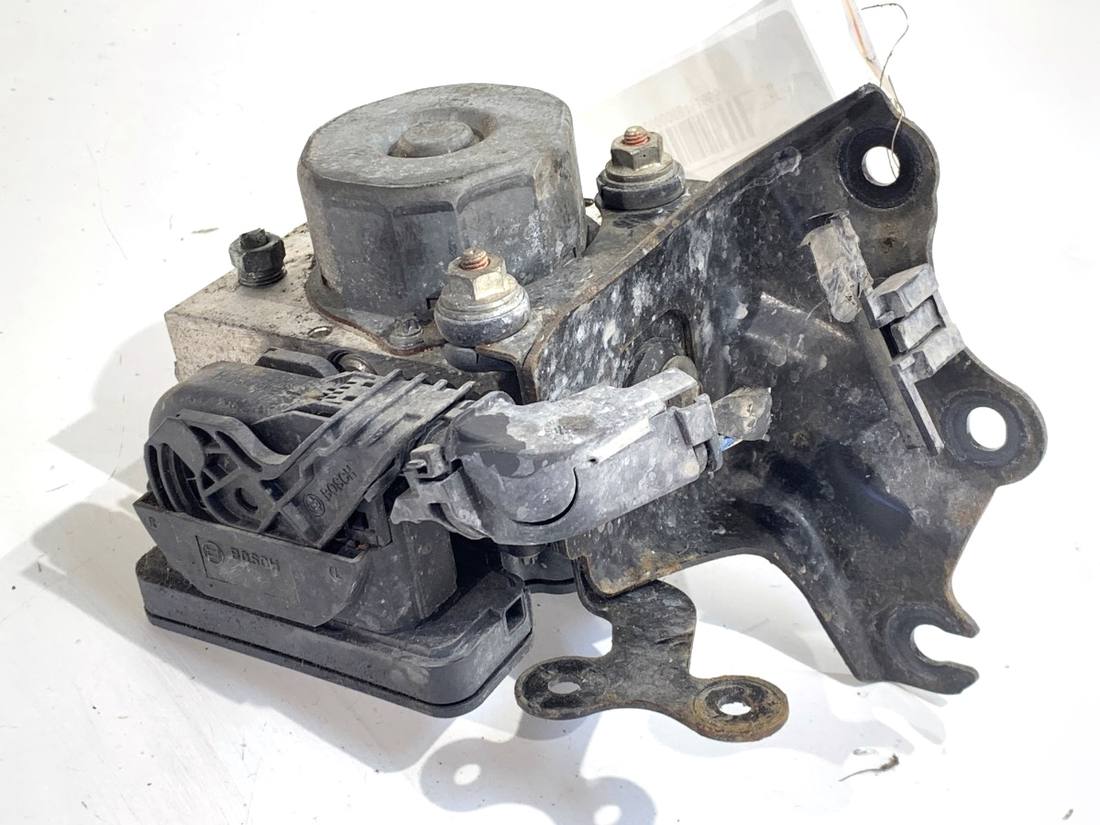 Блок керування ABS АБС Toyota Auris 44540-02380 — фото деталі 2