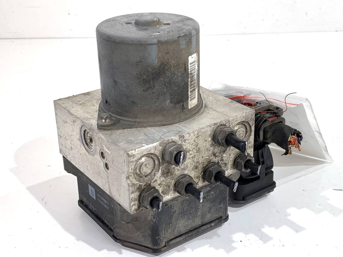 Блок керування ABS АБС Volkswagen Passat B7 3AA614109AG