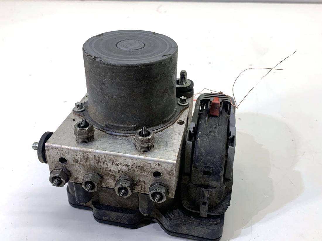 Блок керування ABS АБС Skoda Fabia 3 6C0907379R