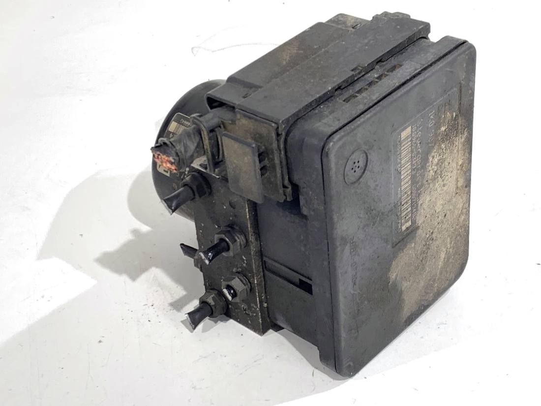 Блок керування ABS АБС Skoda Octavia 2 1K0614517E — фото деталі 3