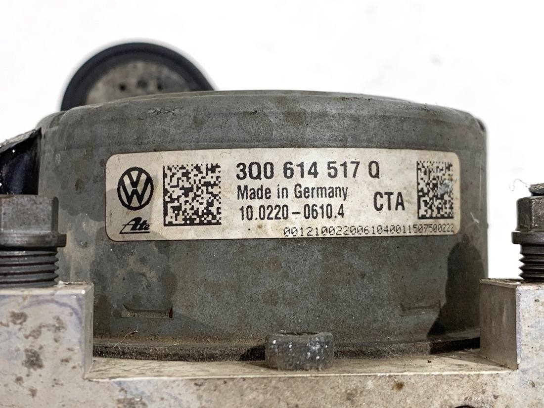 Блок керування ABS АБС Volkswagen Golf 7 3Q0614517Q — фото деталі 5