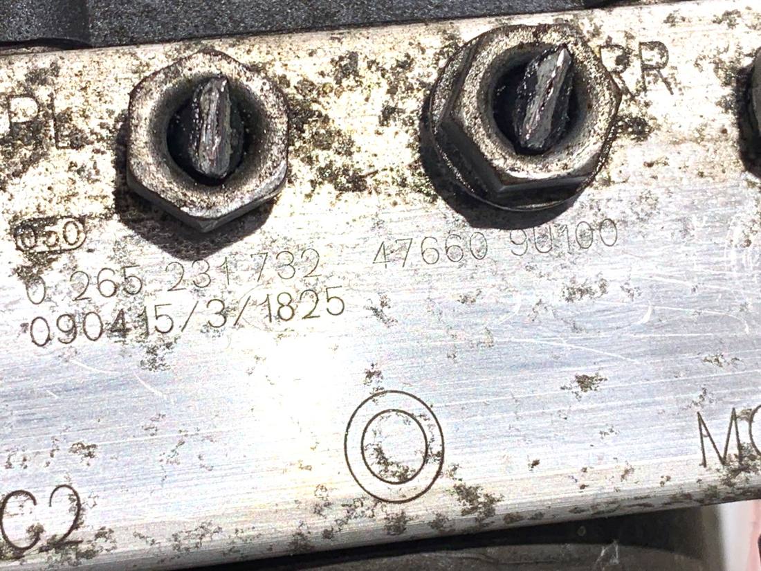 Блок керування ABS АБС Nissan Note 47660-9U100 — фото деталі 5