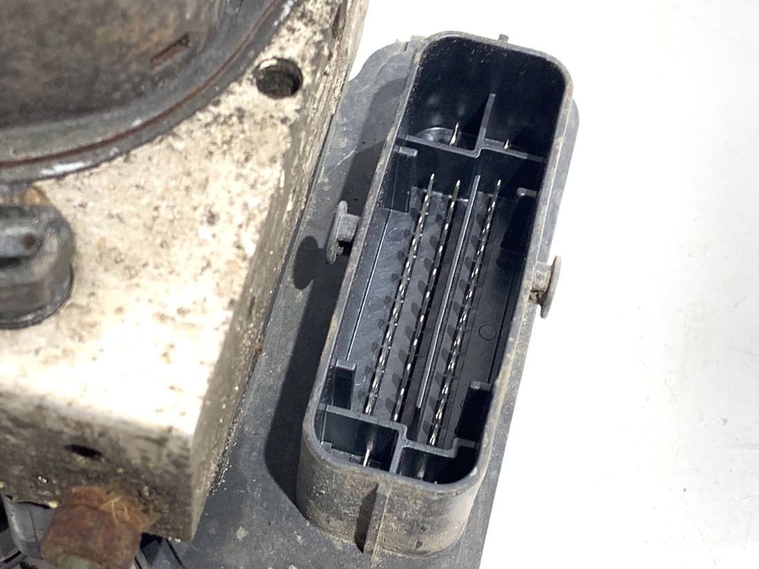 Блок керування ABS АБС Toyota Auris 44540-02380 — фото деталі 4