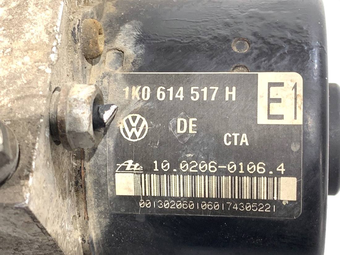 Блок керування ABS АБС Volkswagen Golf 5 1K0614517H — фото деталі 5