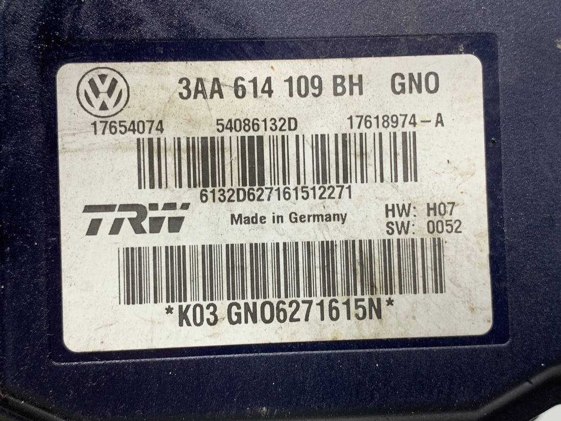 Блок керування ABS АБС Volkswagen Passat B7 3AA614109BH — фото деталі 5