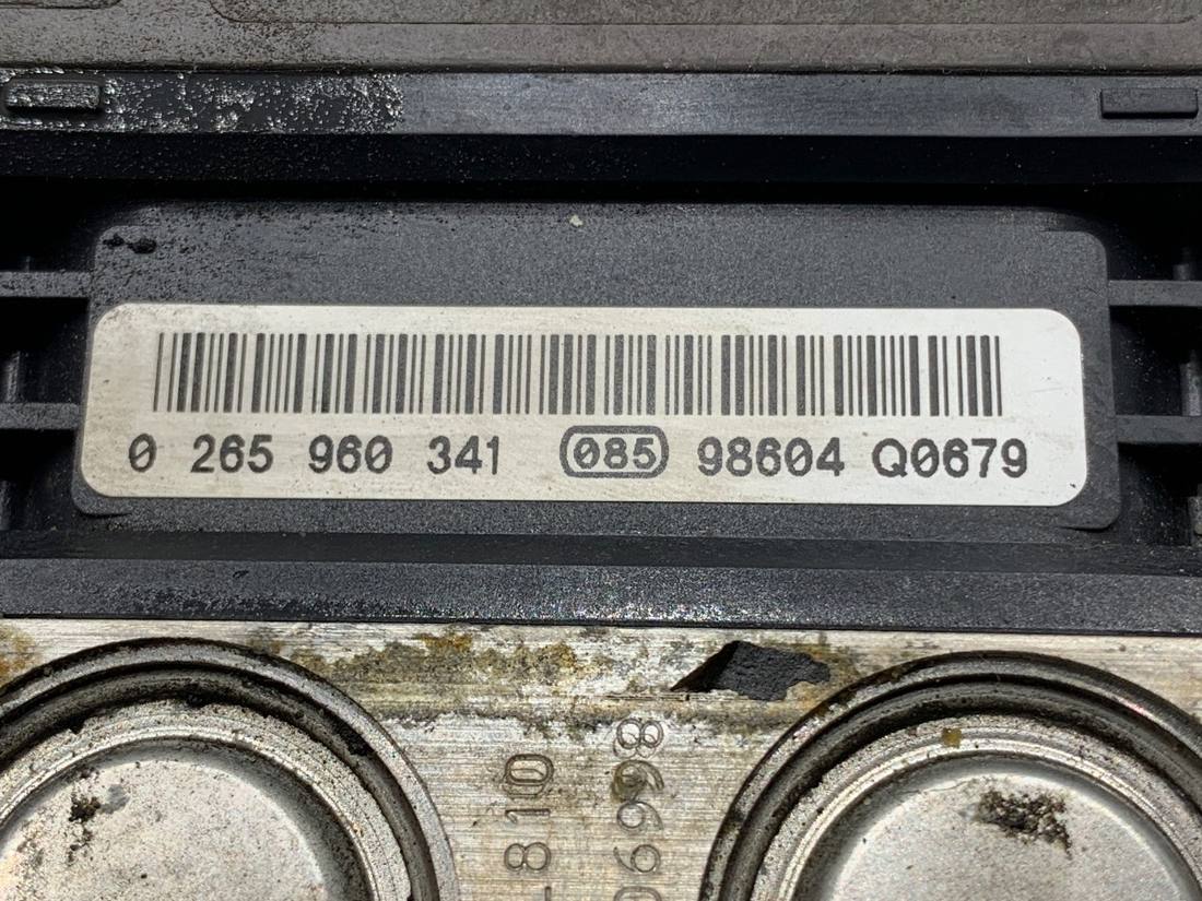 Блок керування ABS АБС BMW X5 E70 6785266 — фото деталі 6