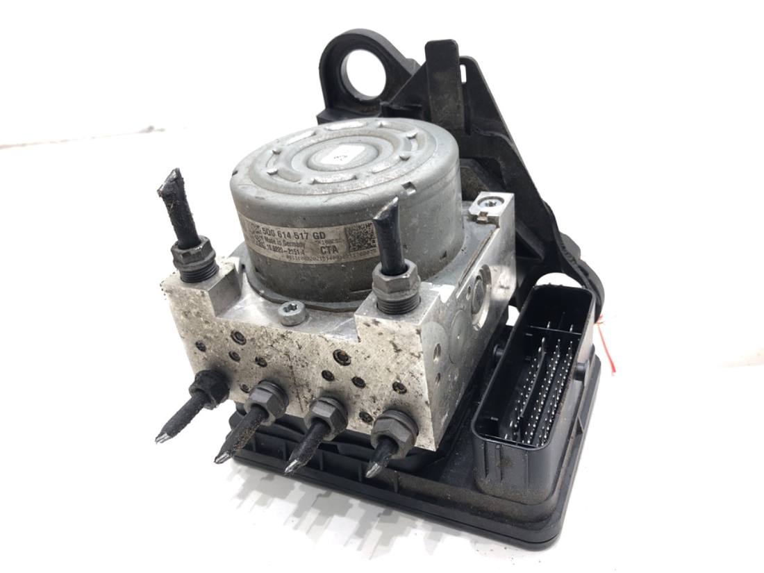 Блок керування ABS АБС Volkswagen Passat B8 5Q0614517GD