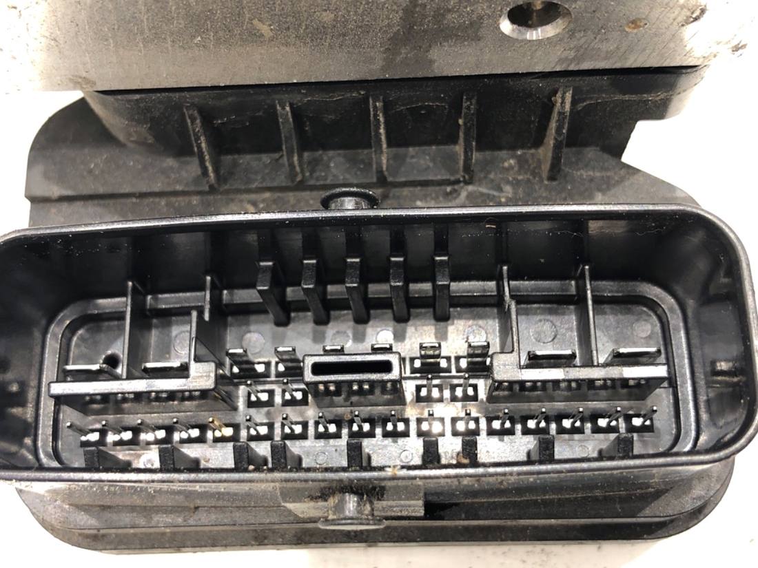 Блок керування ABS АБС Toyota Camry 44510-33210 — фото деталі 3