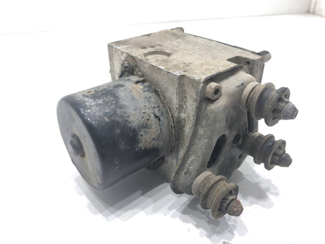Блок керування ABS АБС Volkswagen Passat B6 3C0614095M