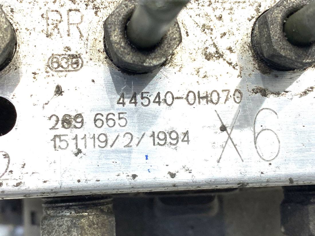 Блок керування ABS АБС Toyota Aygo 44540-0H070 — фото деталі 5