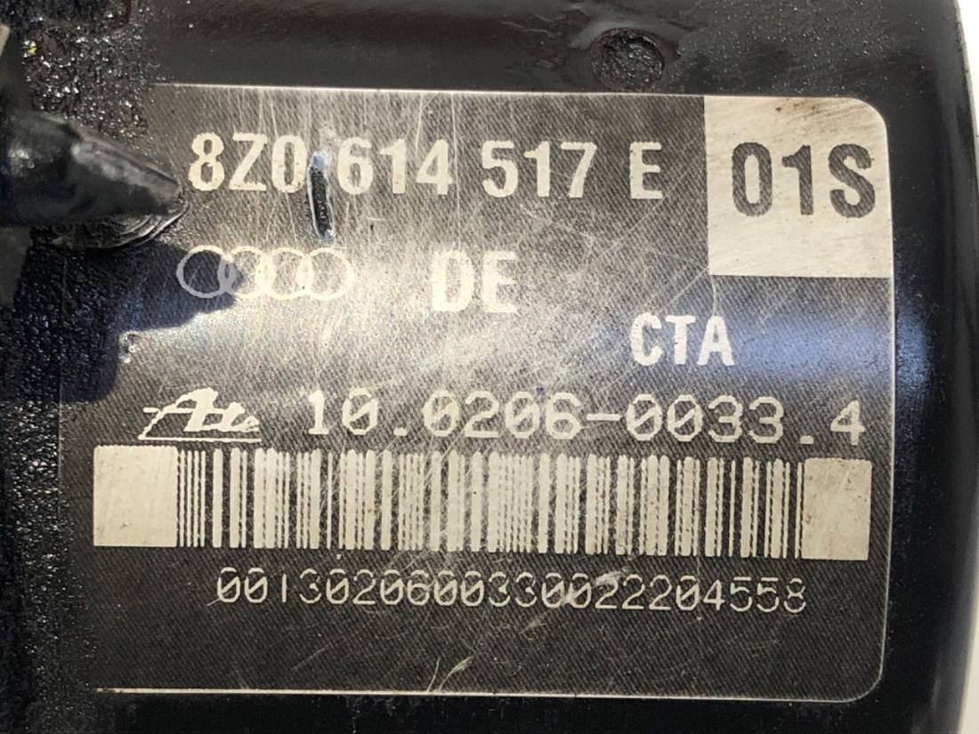 Блок керування ABS АБС Audi A2 8Z0907379C 8Z0614517E — фото деталі 6