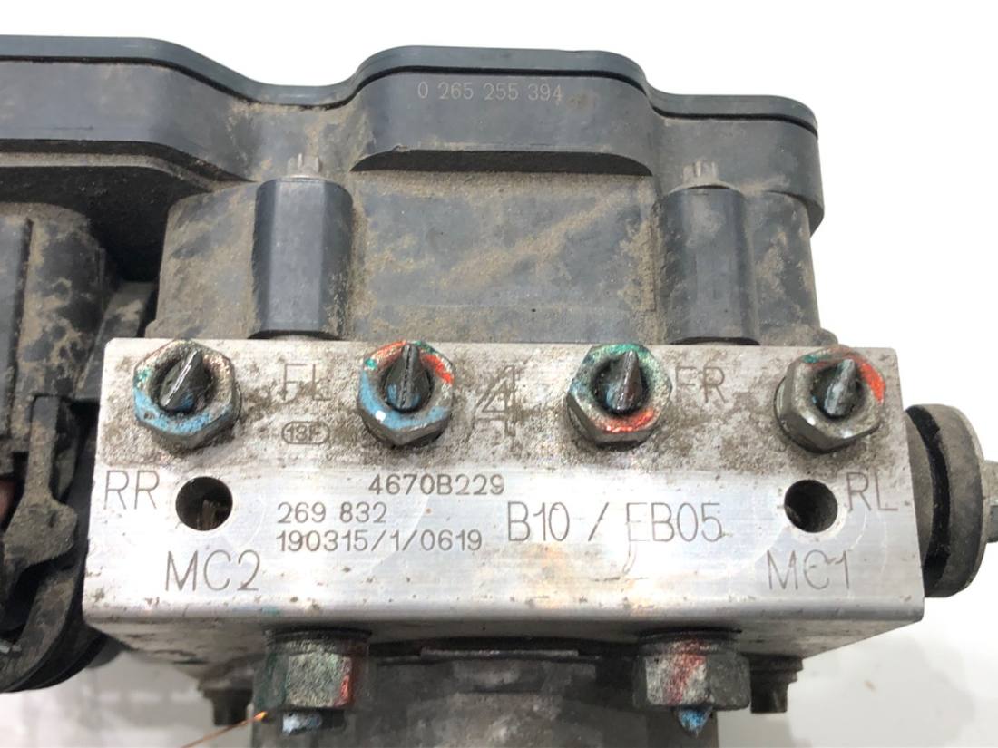 Блок керування ABS АБС Mitsubishi Space Star 4670B229 — фото деталі 4