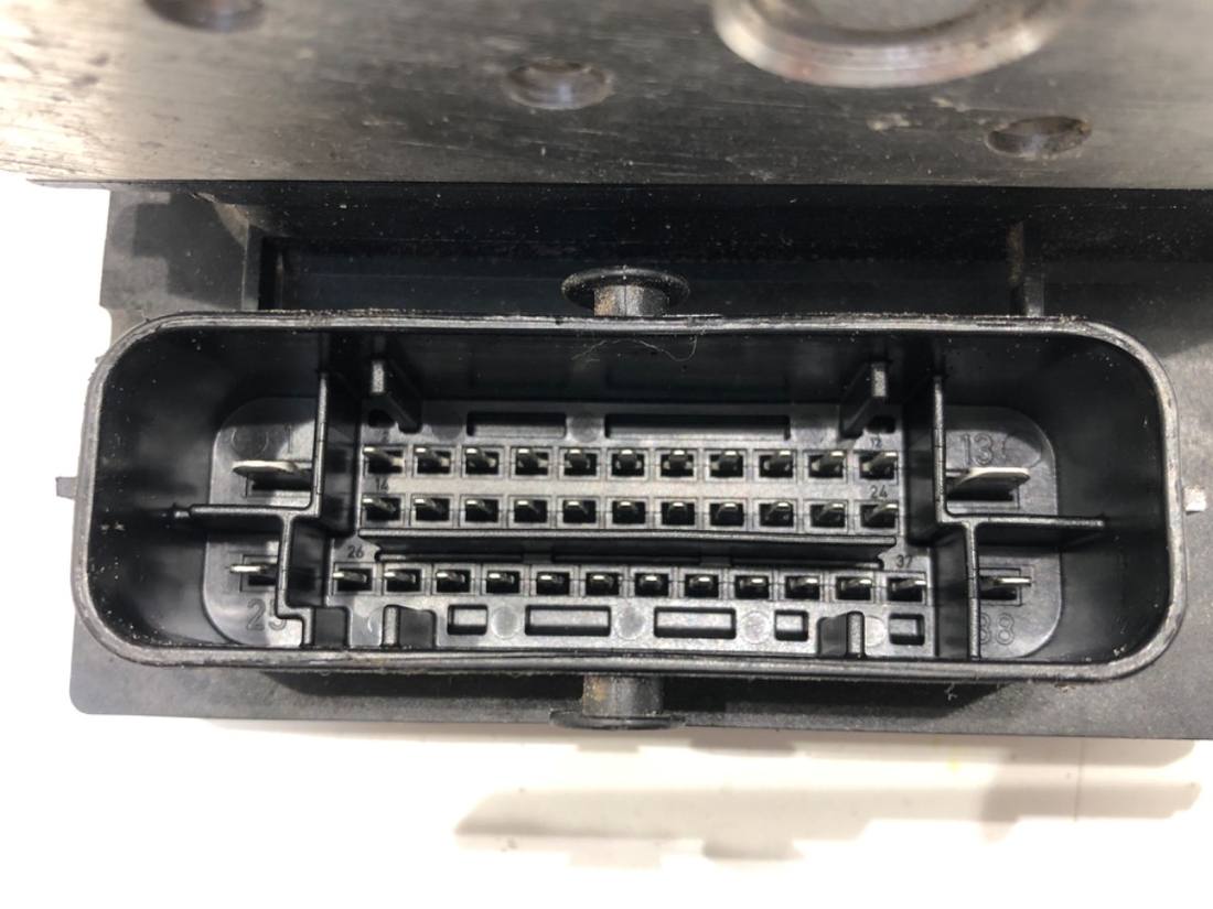 Блок керування ABS АБС Seat Exeo 0265950474 8E0910517H — фото деталі 4
