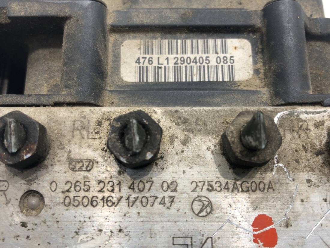 Блок керування ABS АБС Subaru Legacy 27534AG00A — фото деталі 5