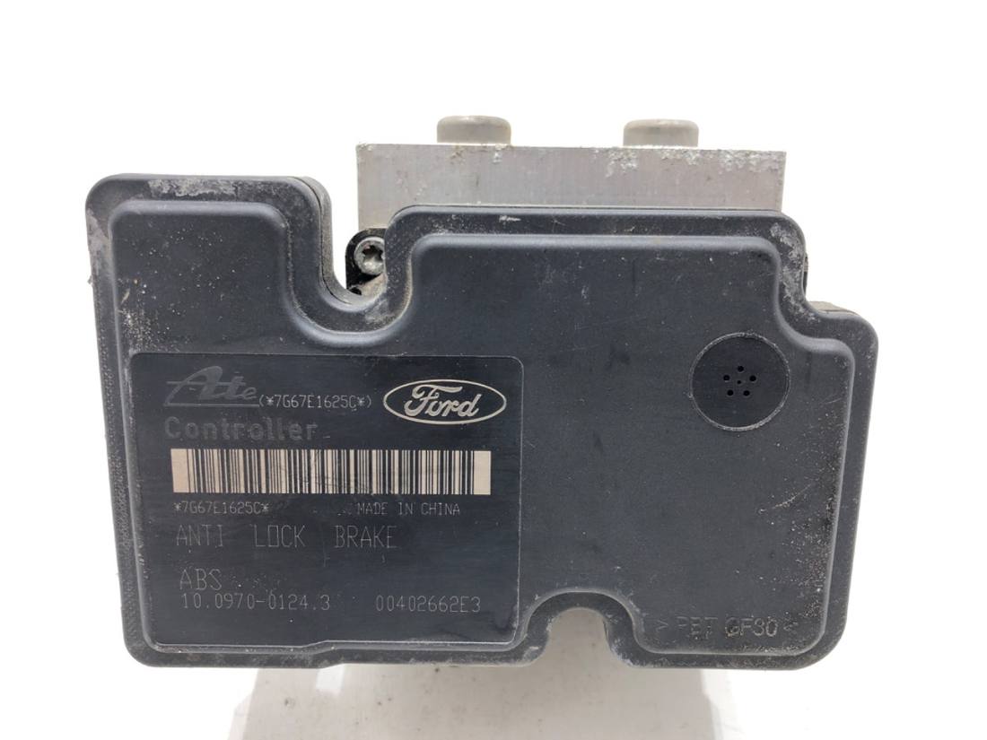 Блок керування ABS АБС Ford Focus 3M512M110JA — фото деталі 3