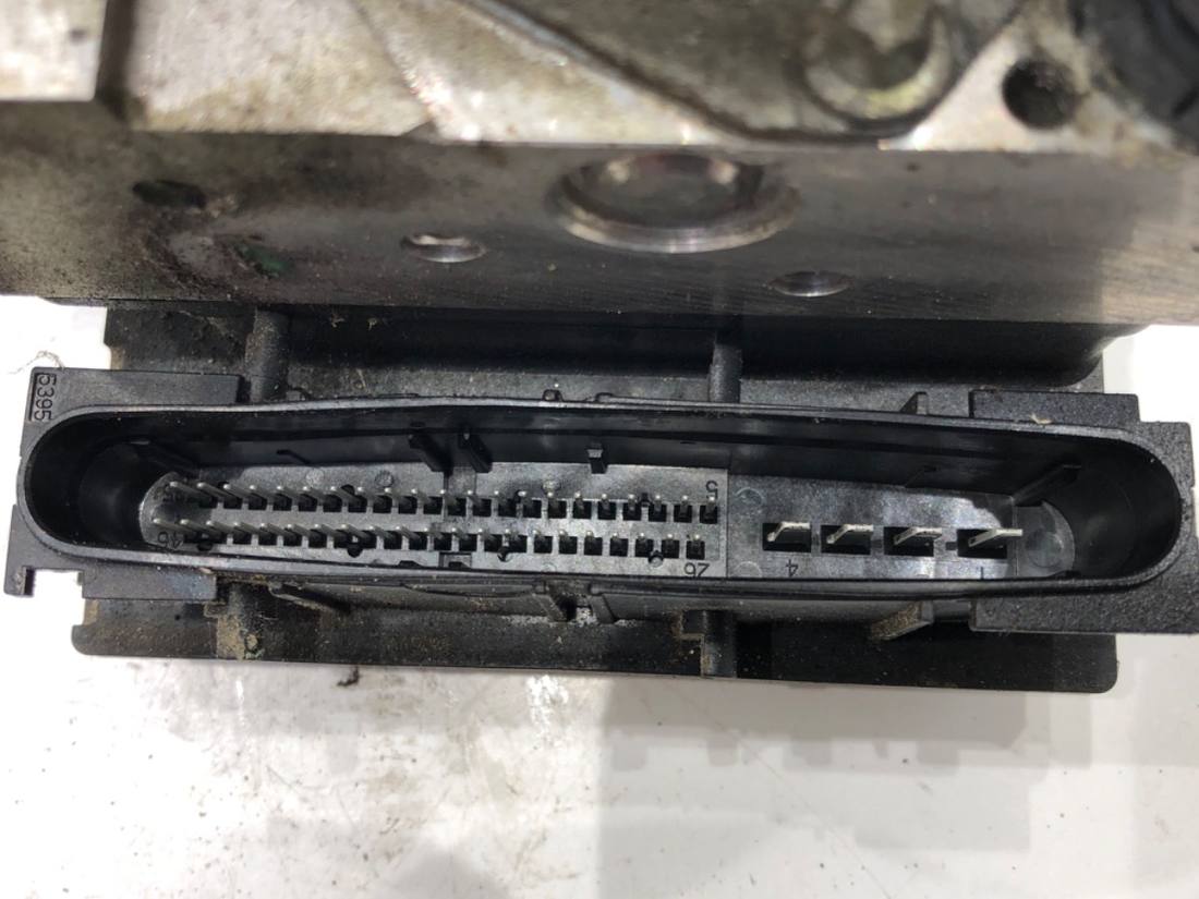 Блок керування ABS АБС Subaru Legacy 0265234662 — фото деталі 4