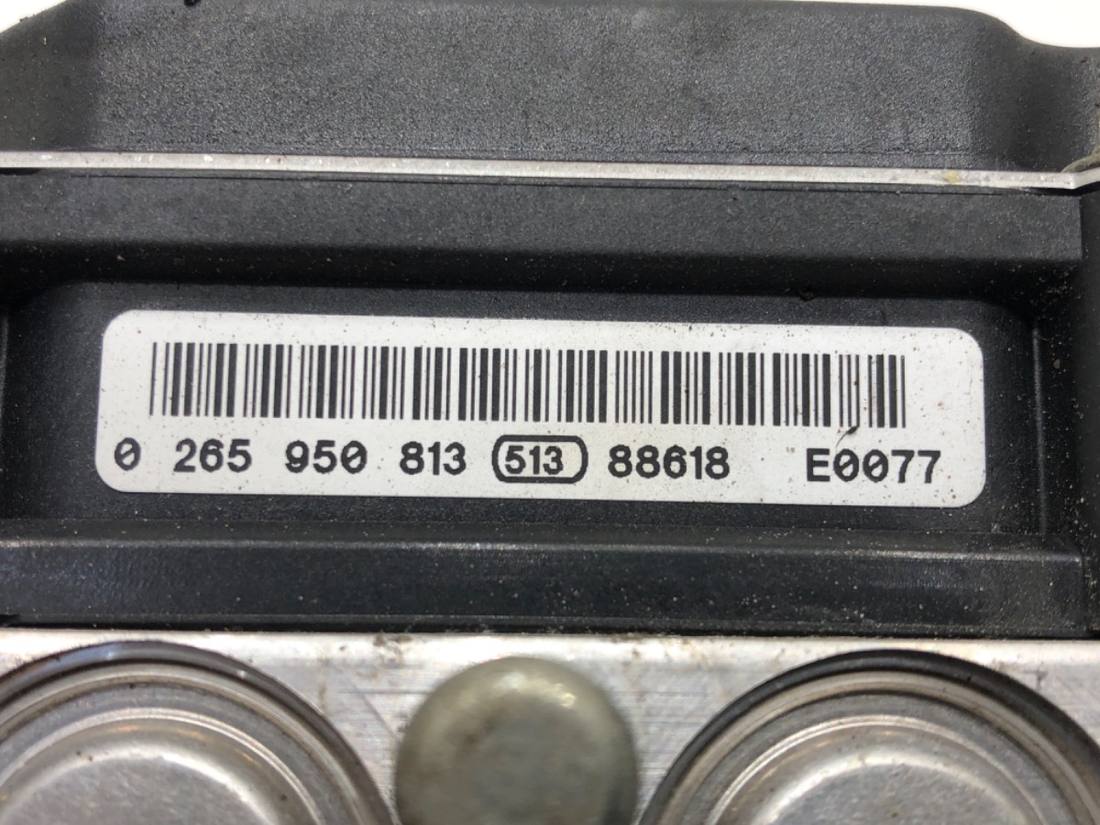 Блок керування ABS АБС Subaru Legacy 0265234662 — фото деталі 5