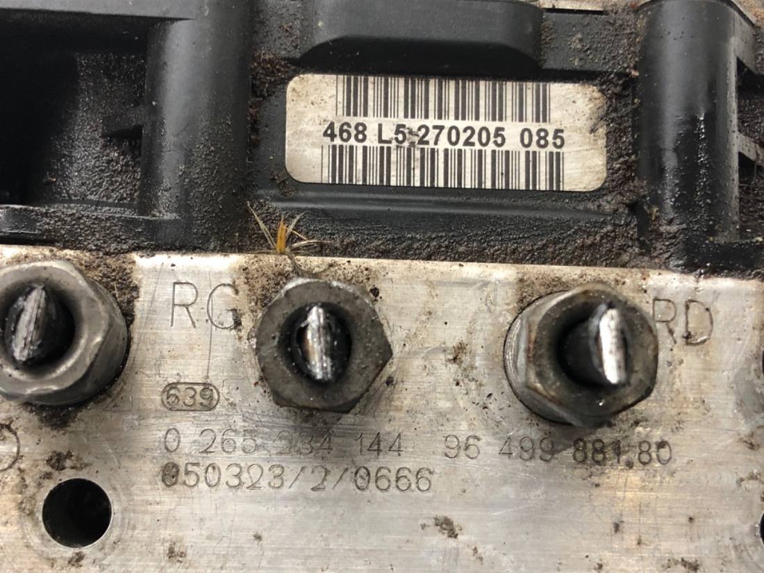 Блок керування ABS АБС Citroen C4 9649988180 — фото деталі 5