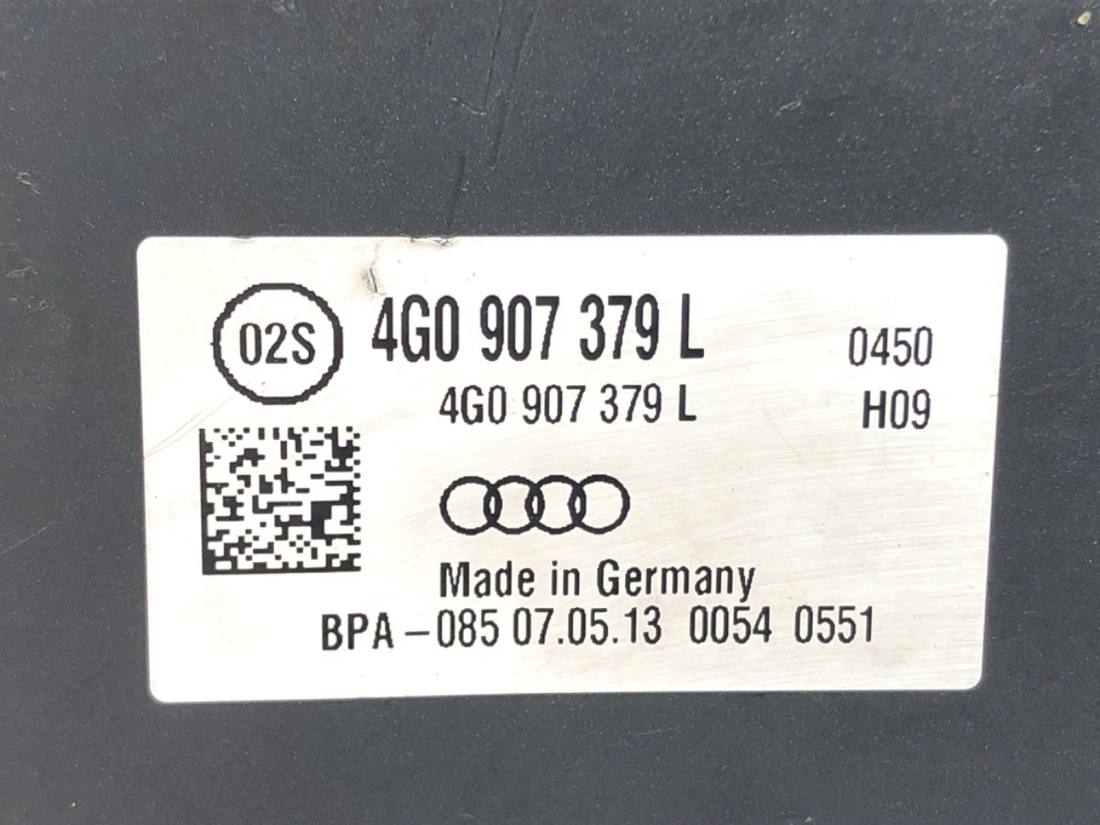 Блок керування ABS АБС Audi A6 C7 4G0907379L 4G0614517AA — фото деталі 4