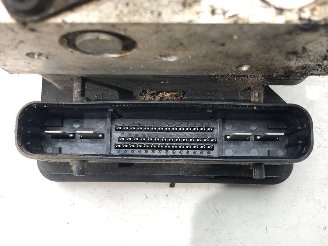 Блок керування ABS АБС Kia Soul 58910-2K830 — фото деталі 5