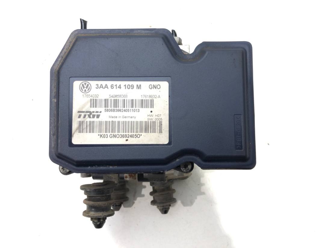 Блок керування ABS АБС Volkswagen Passat CC 3AA614109M — фото деталі 4
