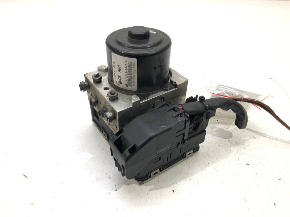Блок керування ABS АБС Mercedes S W221 A2214319512 A2219012700
