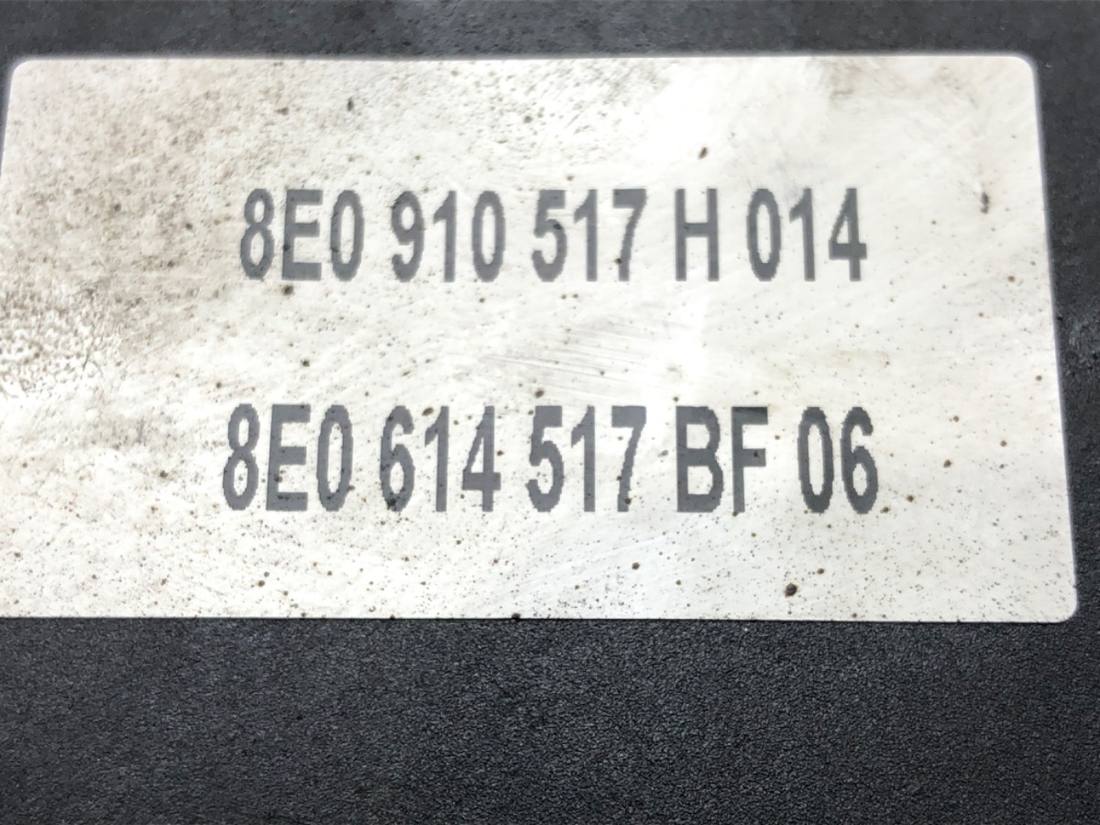 Блок керування ABS АБС Audi A4 B7 8E061451 — фото деталі 8