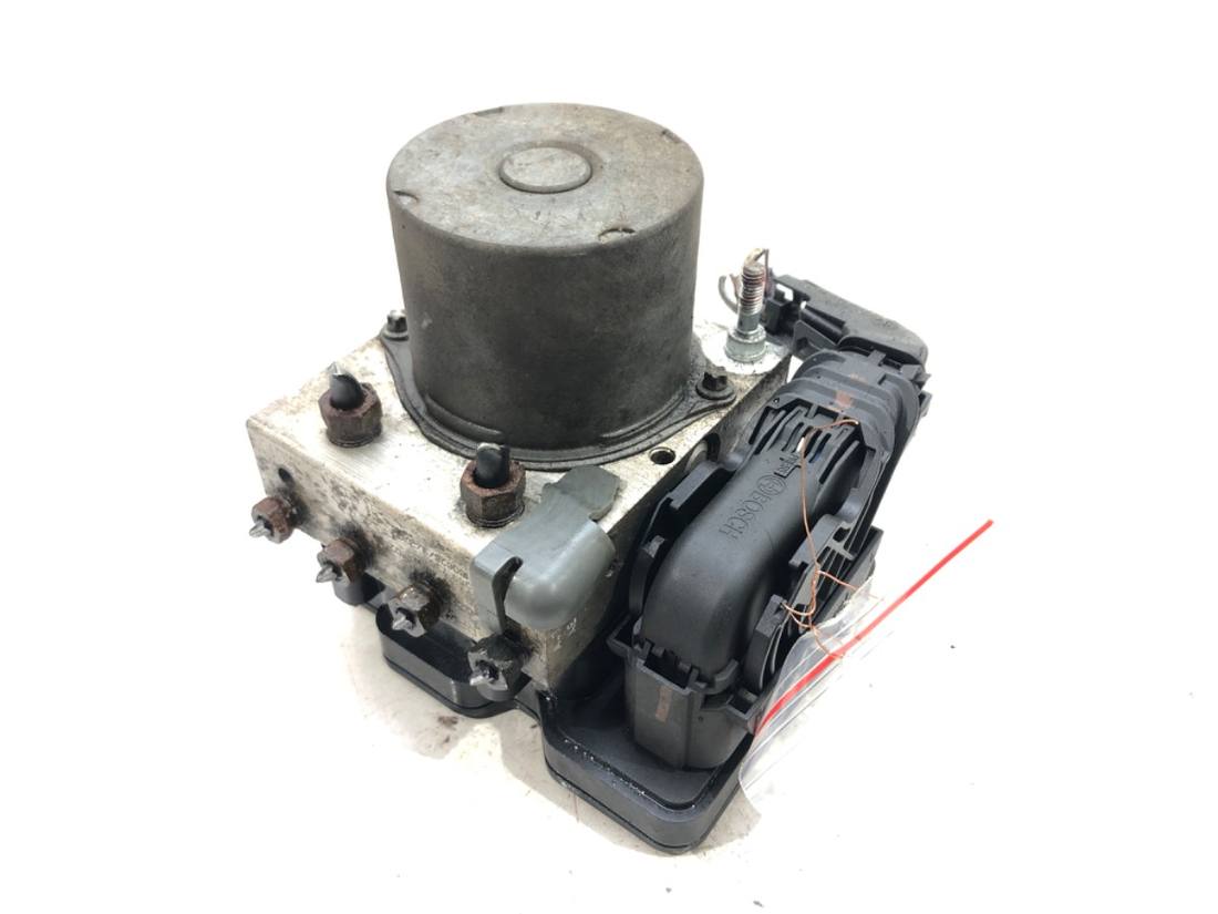Блок керування ABS АБС Toyota Auris 0265956504