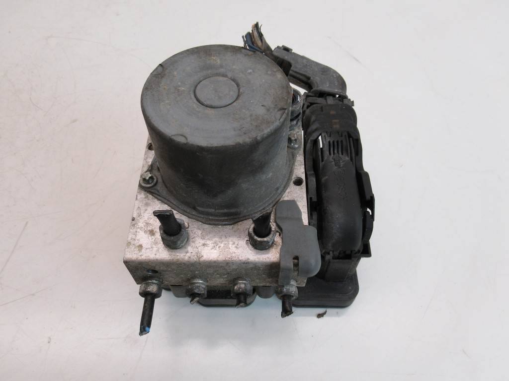 Блок керування ABS АБС Toyota Auris 44540-02530 — фото деталі 4